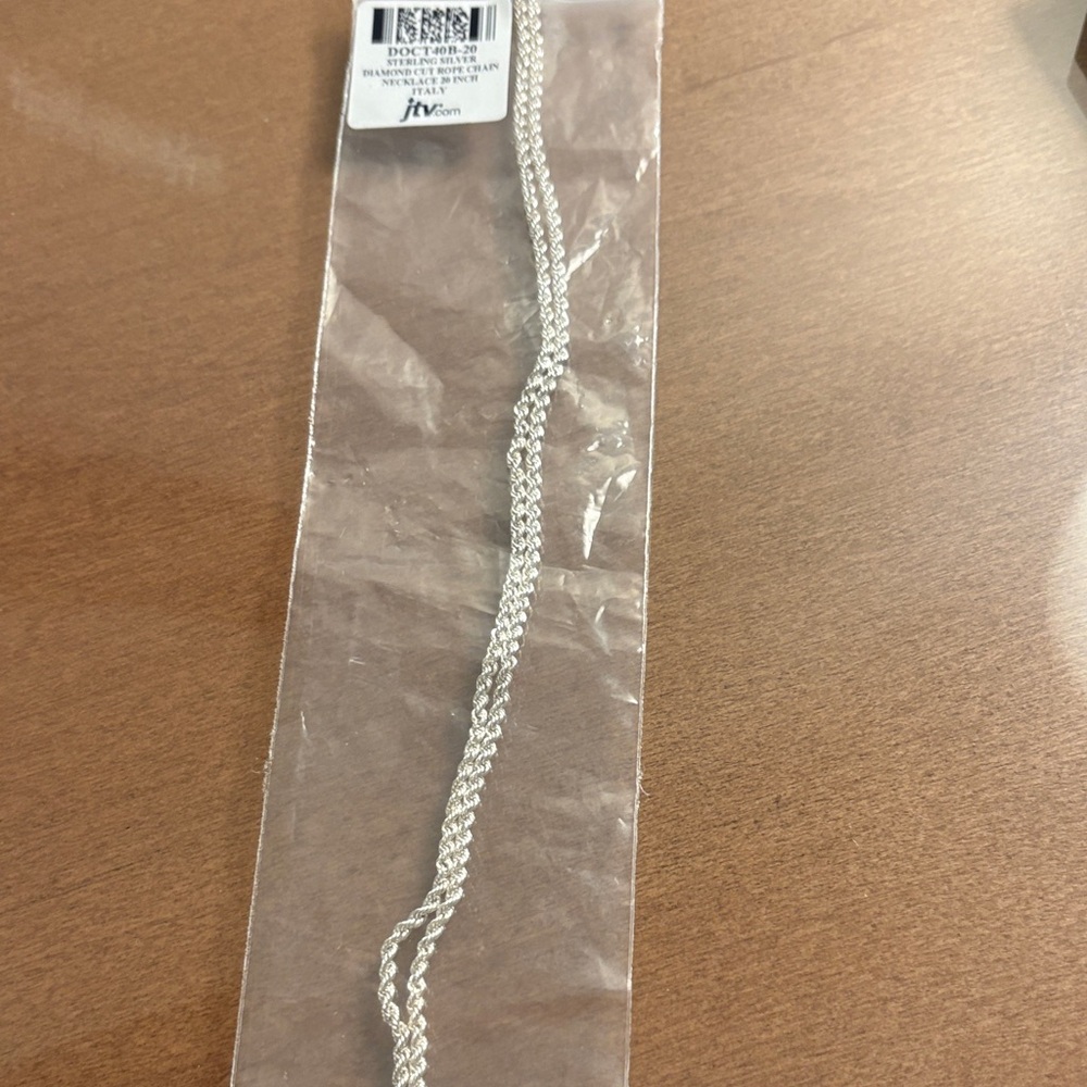Silver Twisted Chain Necklace - Picture 2 of 8